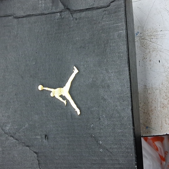 BABY JORDANS - Picture 8 of 8